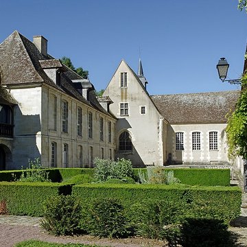 Hôtel-Dieu dIssoudun