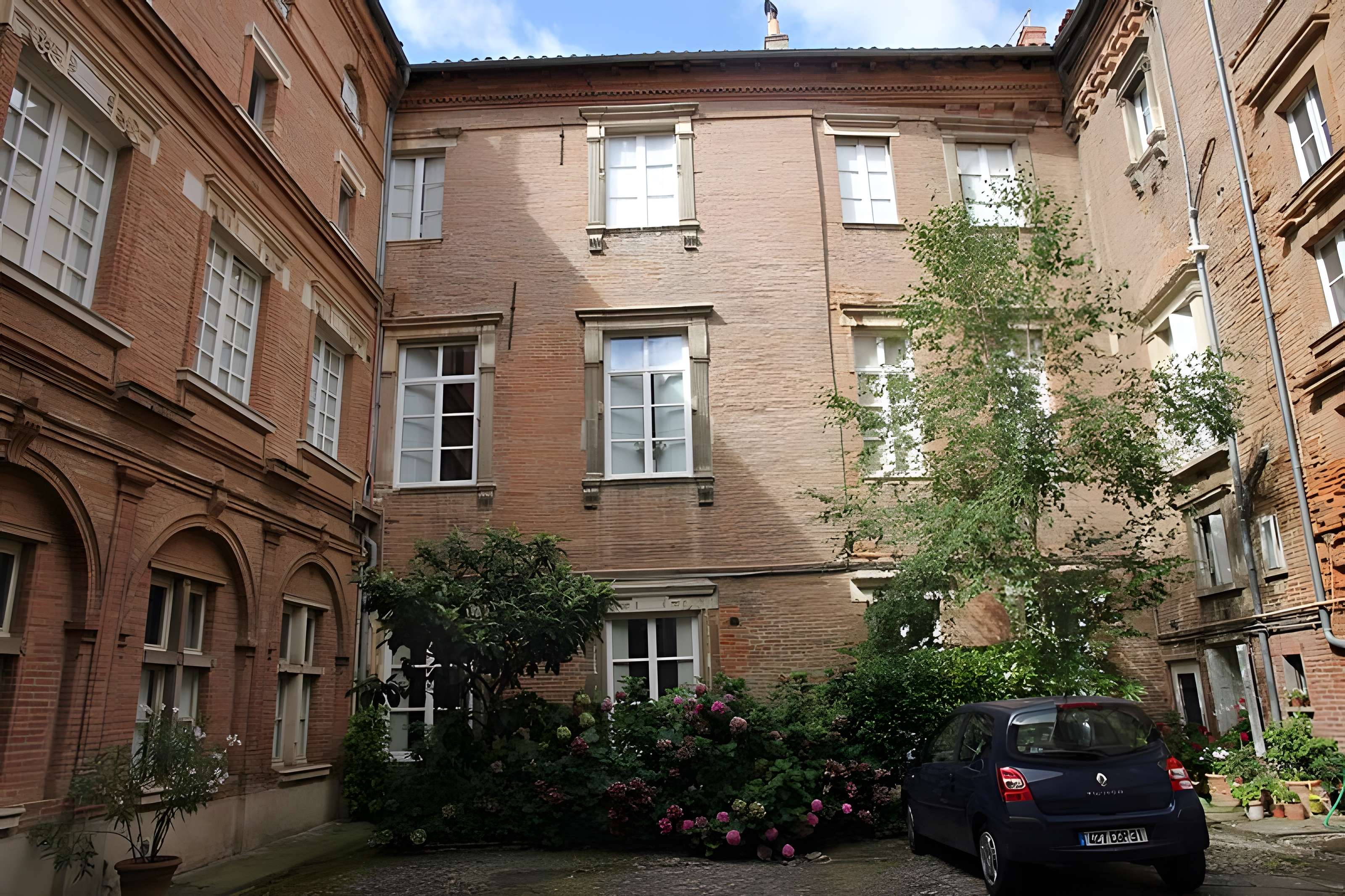 Hôtel-Dieu Saint-Jacques de Toulouse 