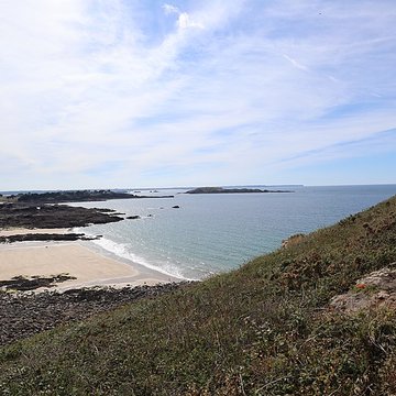 Ile Agot renfermant des sites protohistoriques