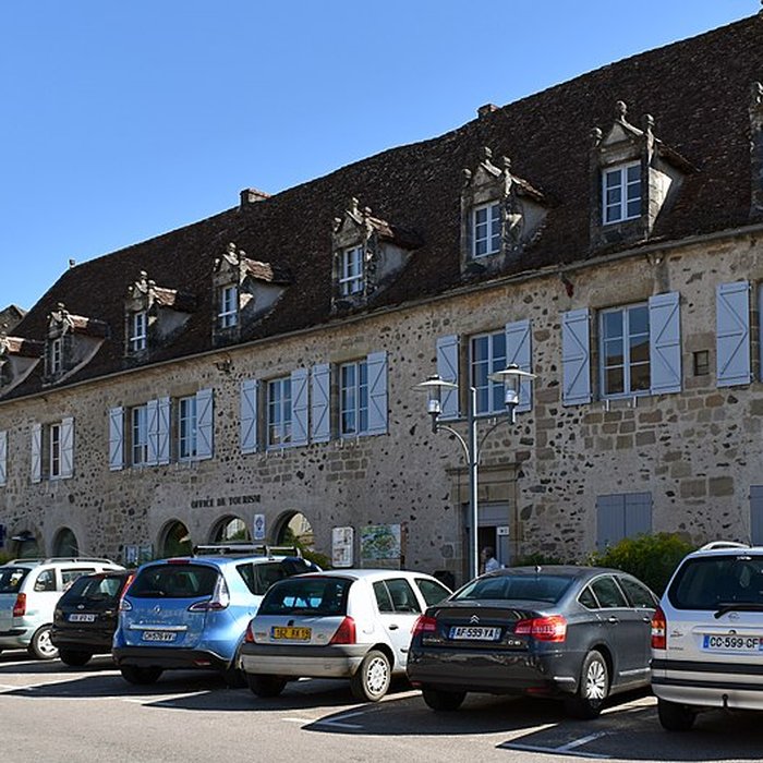 Photo de Immeuble du Bessol à Beaulieu-sur-Dordogne