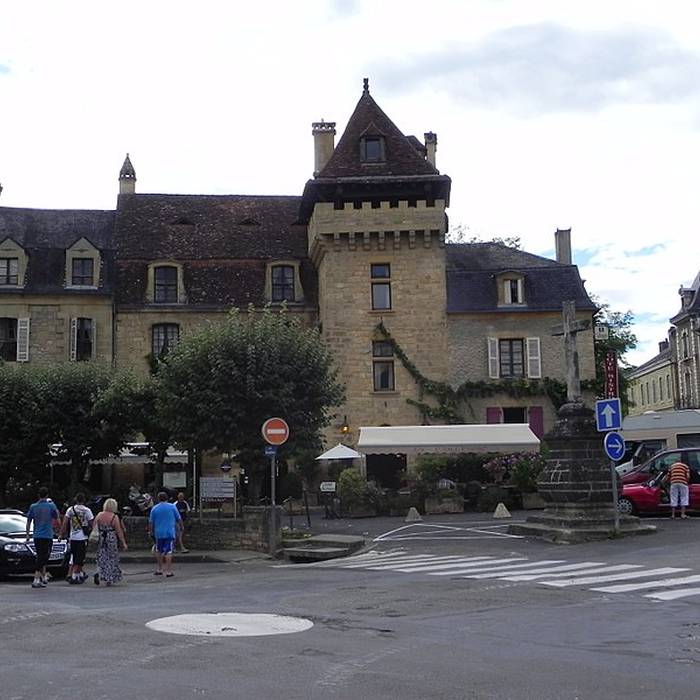 Photo de Immeuble, 1 place de la Bouquerie à Sarlat-la-Canéda
