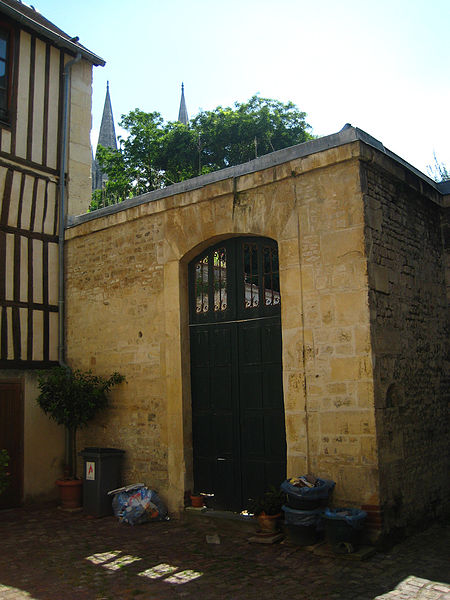 Immeuble, 15 Rue Caponière à Caen