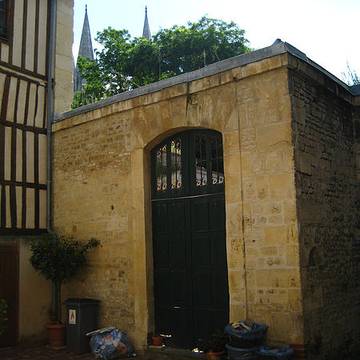 Immeuble, 15 Rue Caponière à Caen