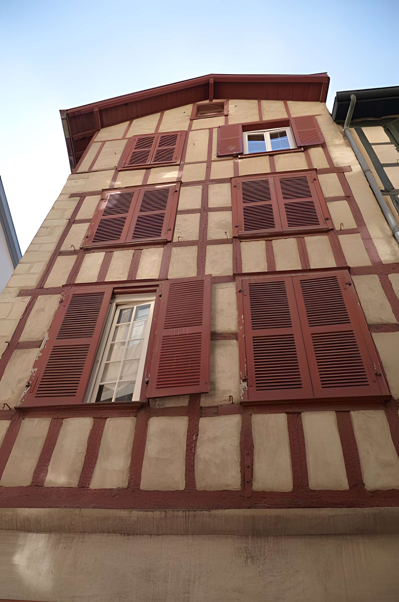 Immeuble, 17 Rue Lagréou à Bayonne