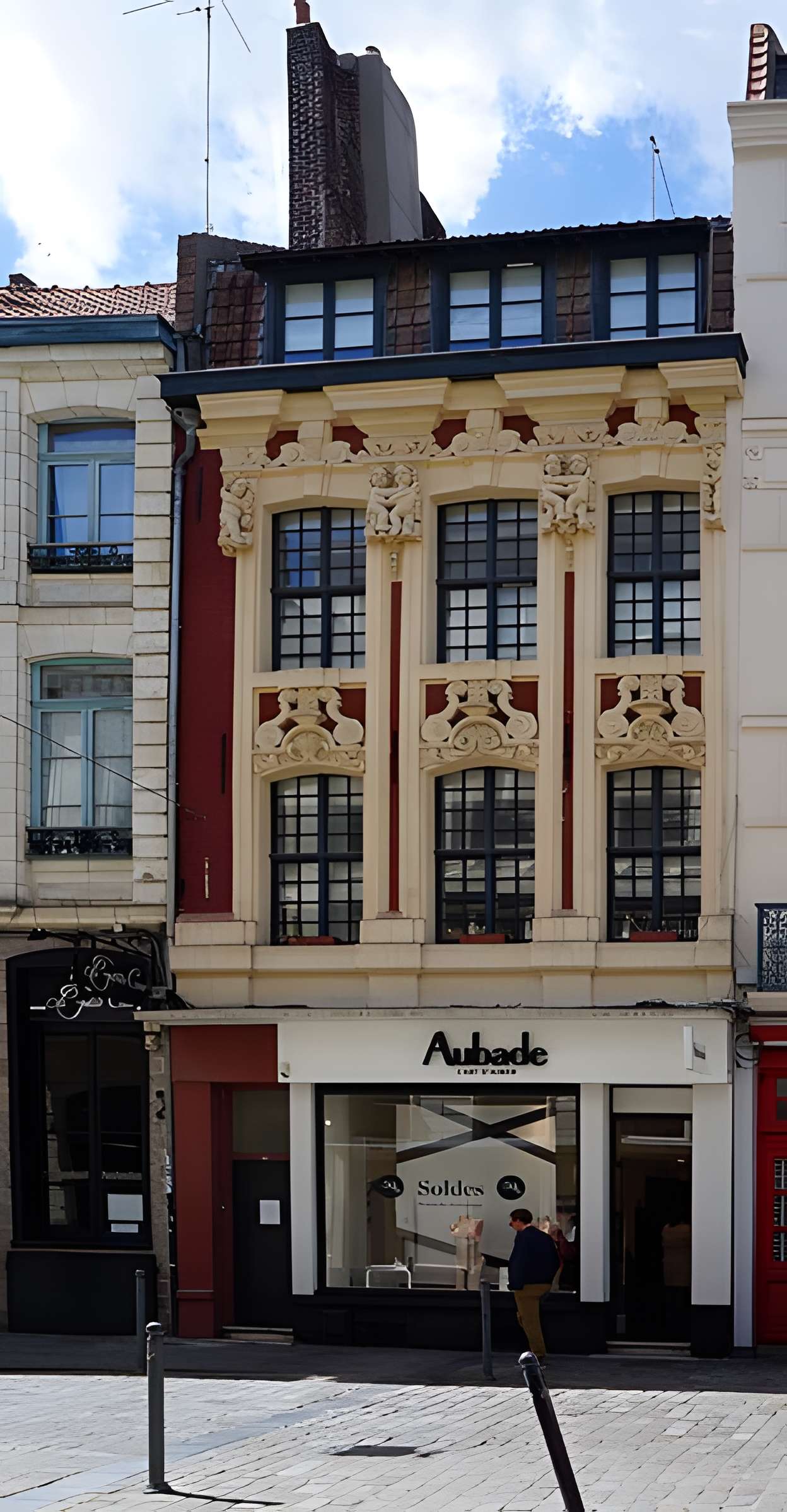 Immeuble, 19 Rue du Curé-Saint-Étienne à Lille