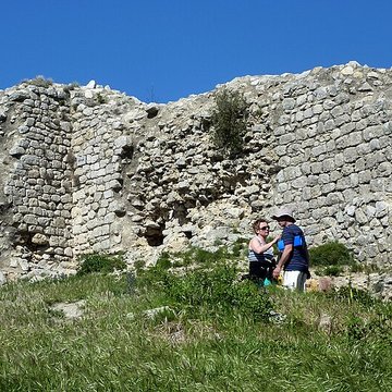 Ensemble des vestiges du château dAguilar