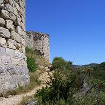 Ensemble des vestiges du château dAguilar