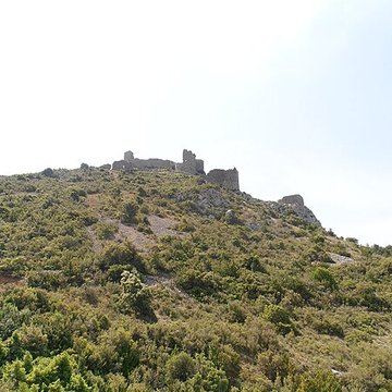 Ensemble des vestiges du château dAguilar