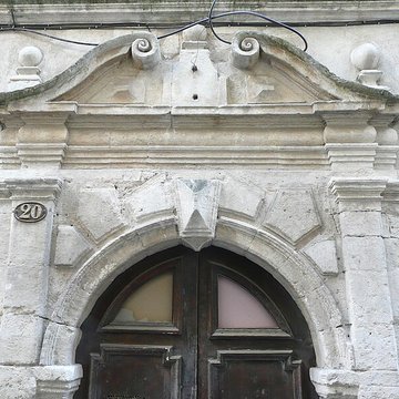 Immeuble, 20 Rue des Orangers à Nîmes