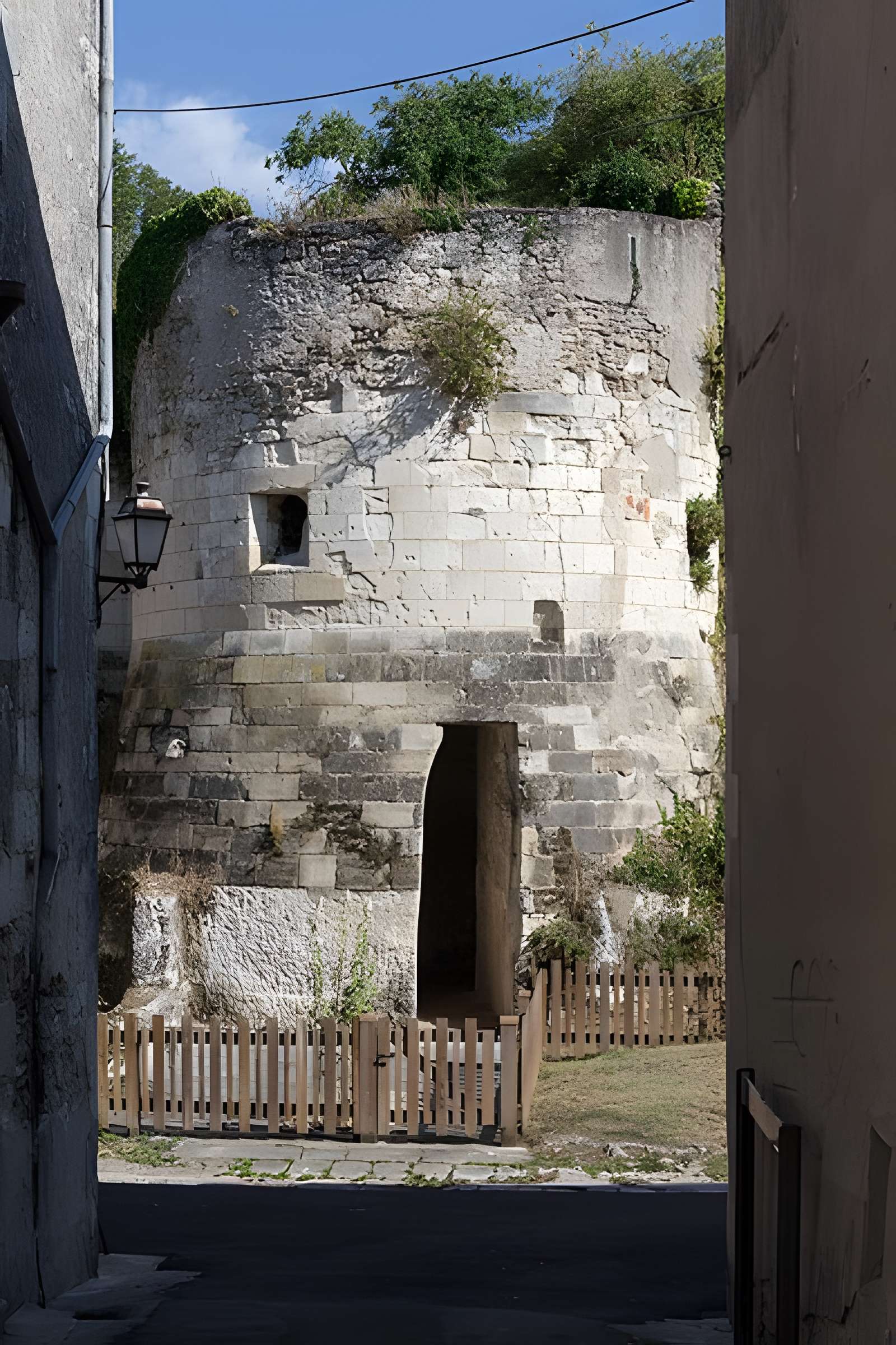 Immeuble, 38 Rue Isorée à Châtillon-sur-Indre
