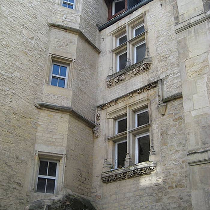 Photo de Immeuble, 4 Rue Froide à Caen