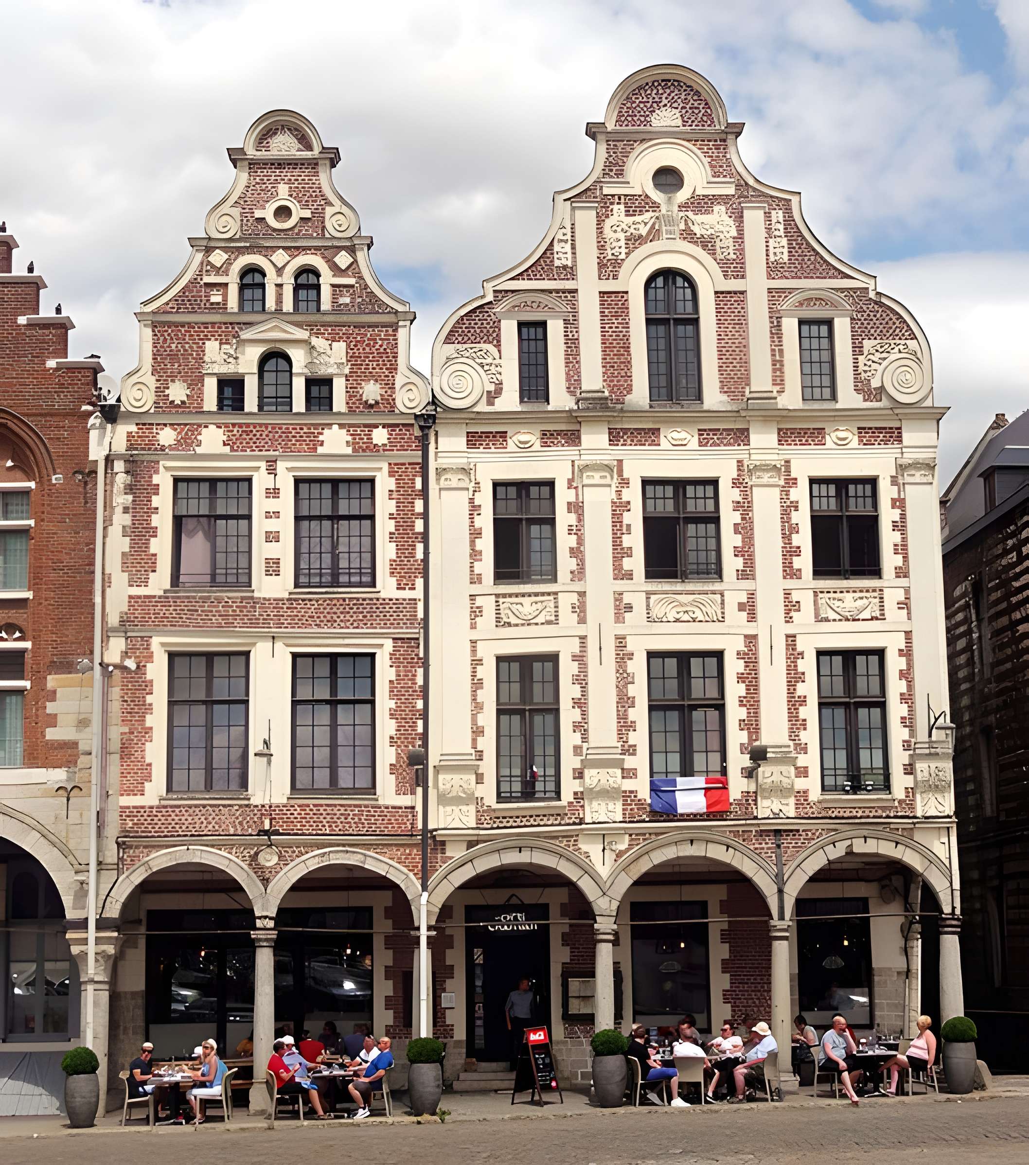 Immeuble, 49 Grand-Place à Arras