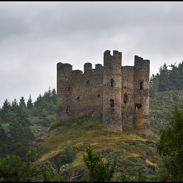 Restes du château fort
