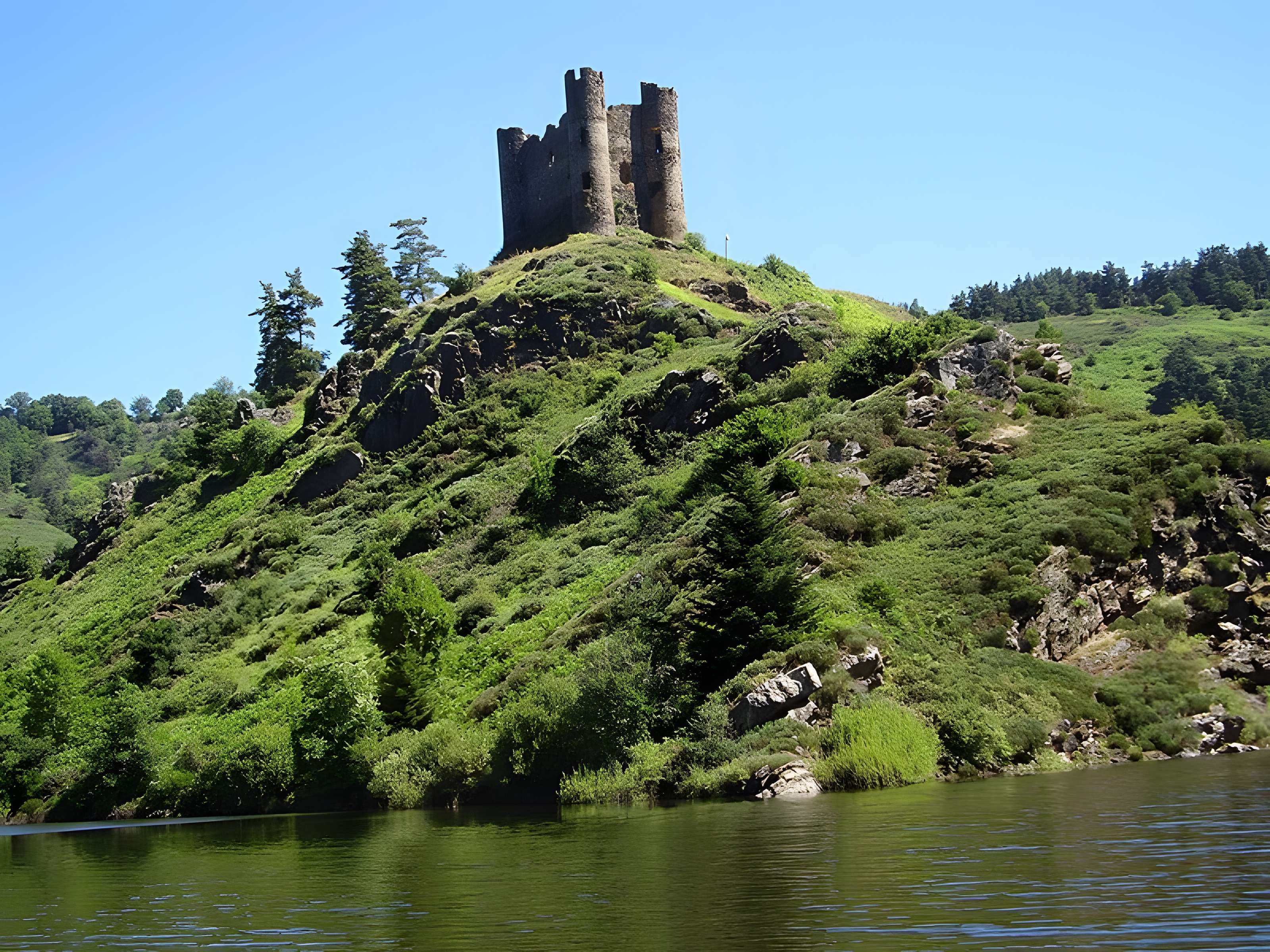 Restes du château fort