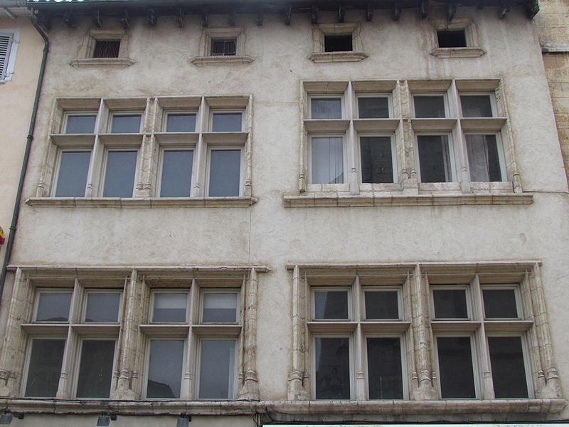 Photo de Immeuble, 732, 734, 736 Rue Nationale à Villefranche-sur-Saône