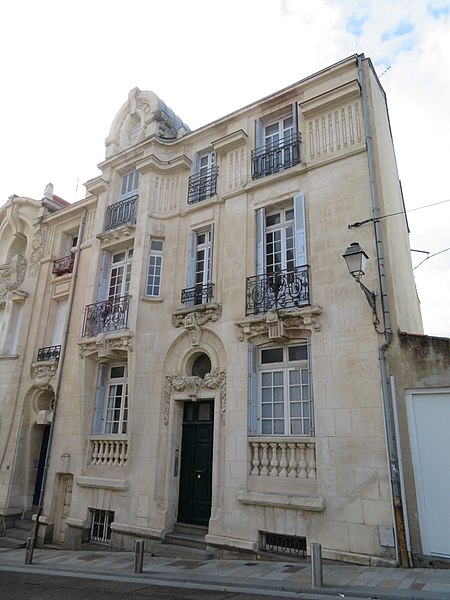 Immeubles, 4-4 bis Place Maréchal-Foch des Sables-d'Olonne 