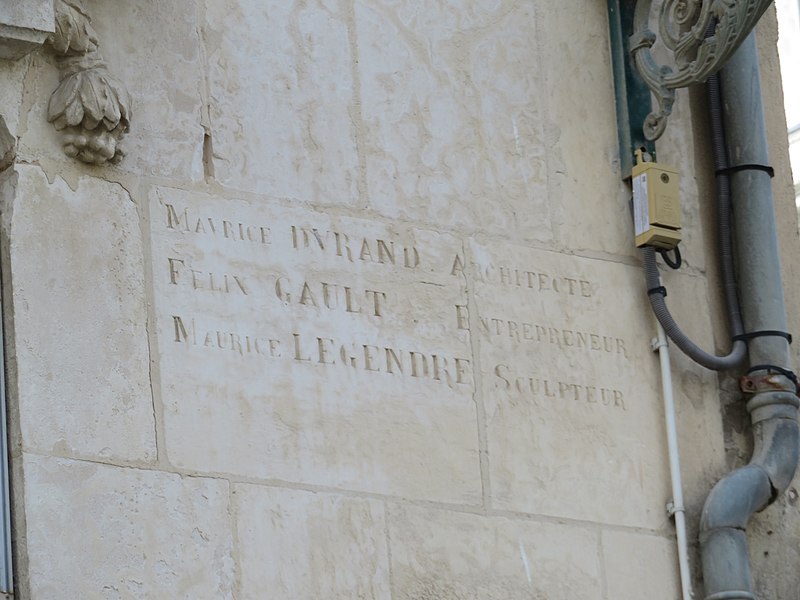 Immeubles, 4-4 bis Place Maréchal-Foch des Sables-d'Olonne 