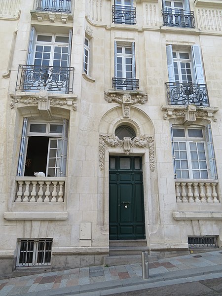 Immeubles, 4-4 bis Place Maréchal-Foch des Sables-d'Olonne 