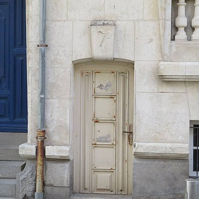 Photo de Immeubles, 4-4 bis Place Maréchal-Foch des Sables-dOlonne