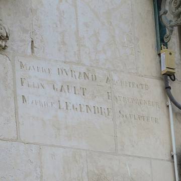 Immeubles, 4-4 bis Place Maréchal-Foch des Sables-dOlonne 