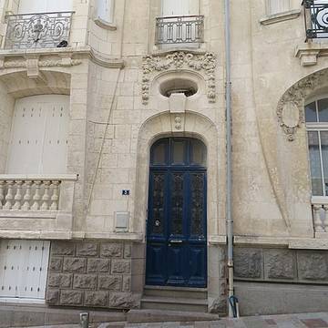 Immeubles, 4-4 bis Place Maréchal-Foch des Sables-dOlonne 