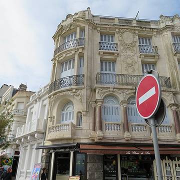 Immeubles, 4-4 bis Place Maréchal-Foch des Sables-dOlonne 