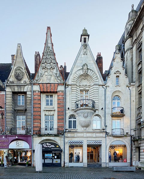 Photo de Immeubles, 8-10 Place du Beffroi à Béthune