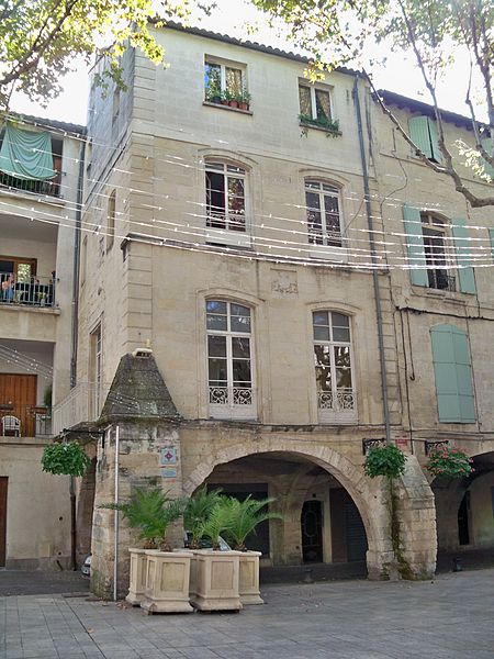 Immeubles, Place de la République à Beaucaire