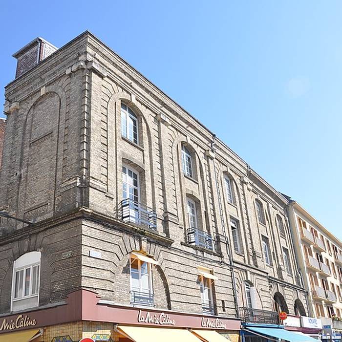 Photo de Immeubles, Place Nationale à Dieppe