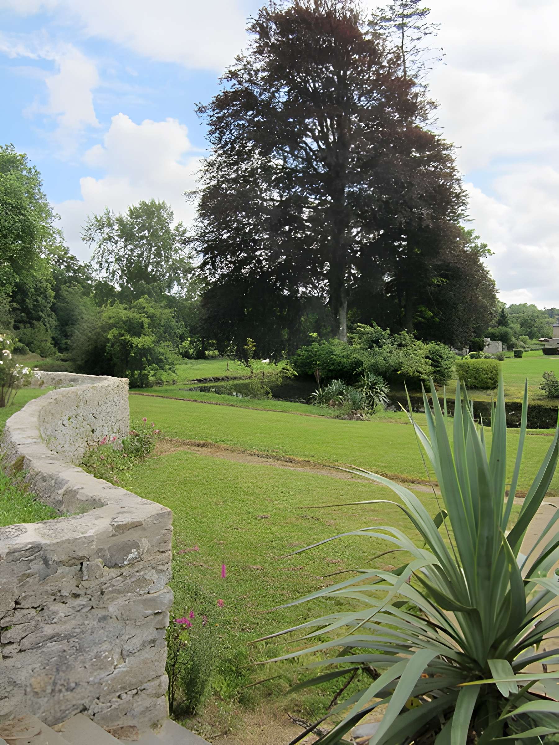 Jardin de la maison de Montcuit