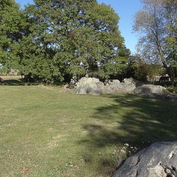 La Pierre Cochée de Droué