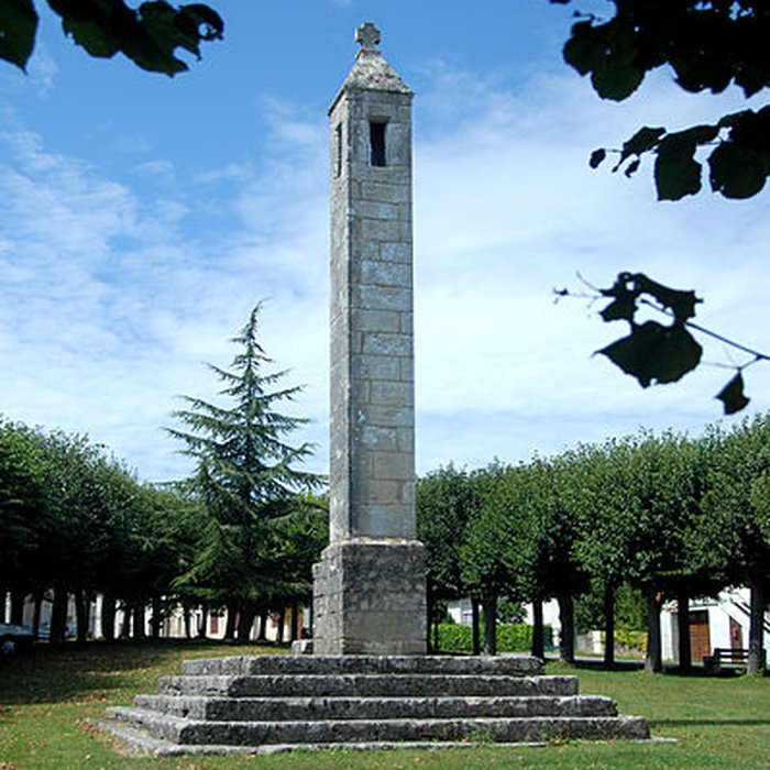 Photo de Lanterne des morts dAntigny
