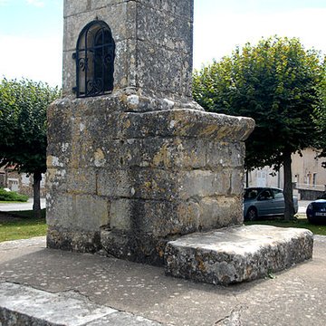 Lanterne des morts dAntigny