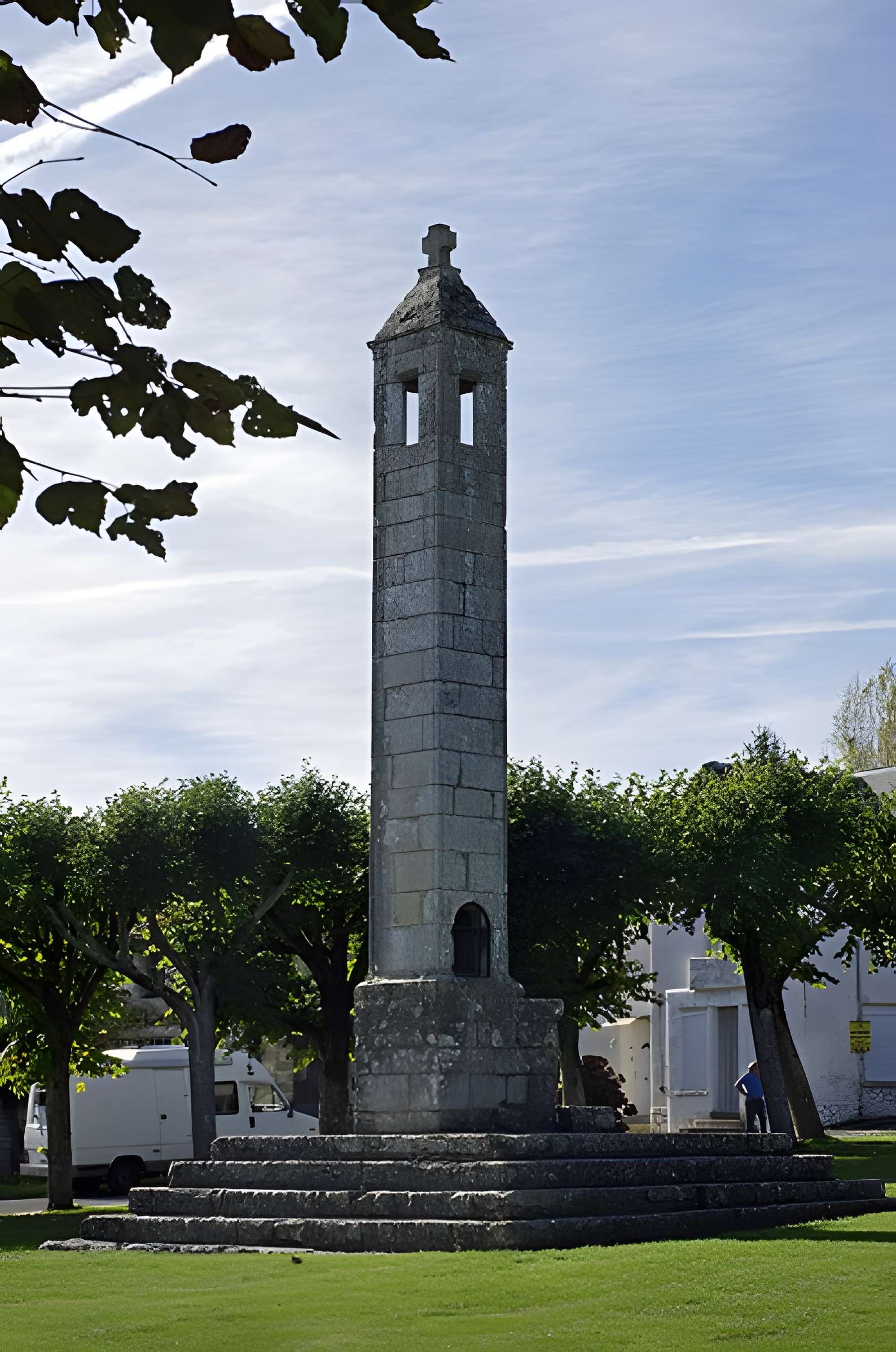 Lanterne des morts d'Antigny