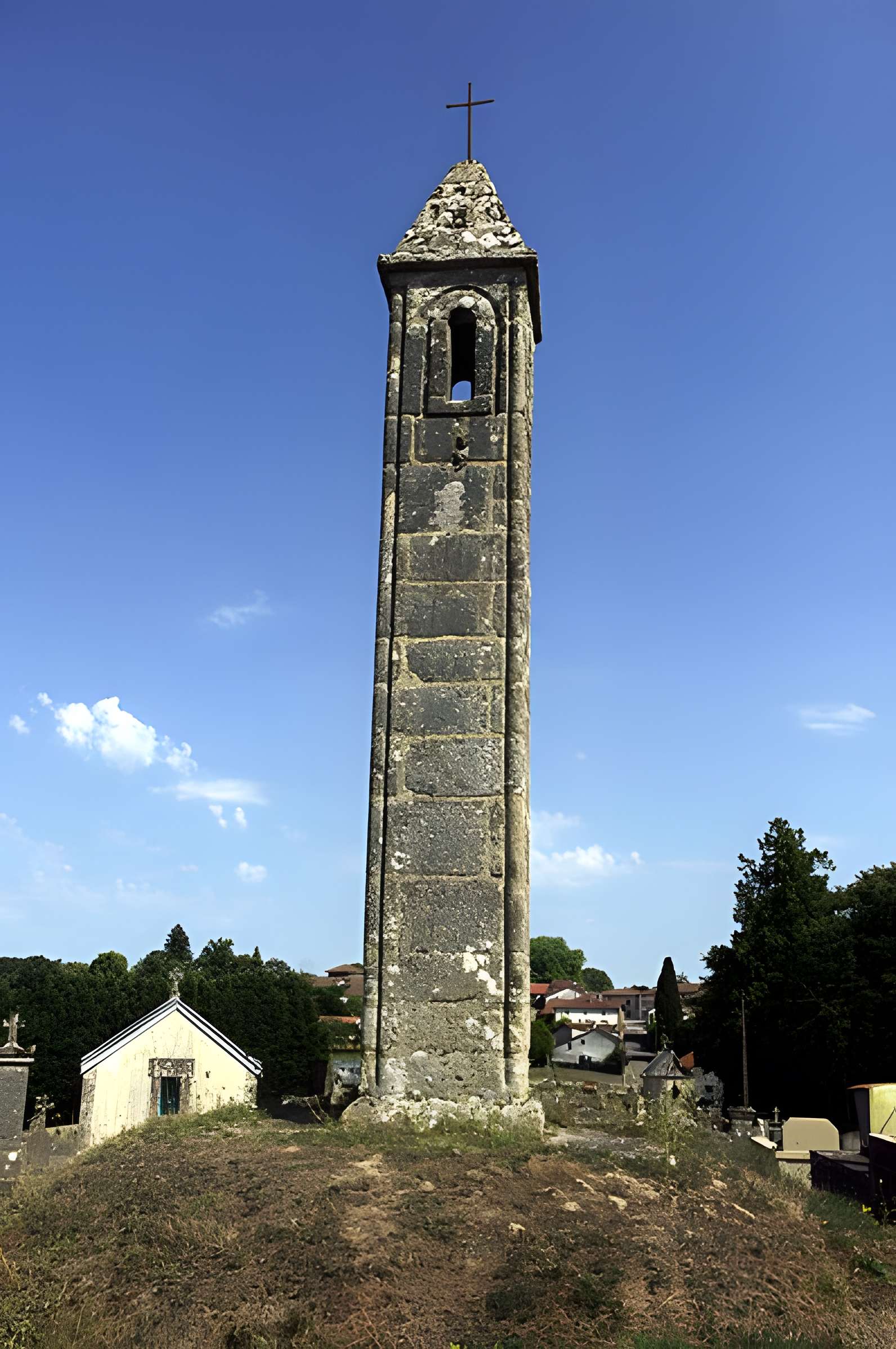 Lanterne des morts de Cognac-la-Forêt