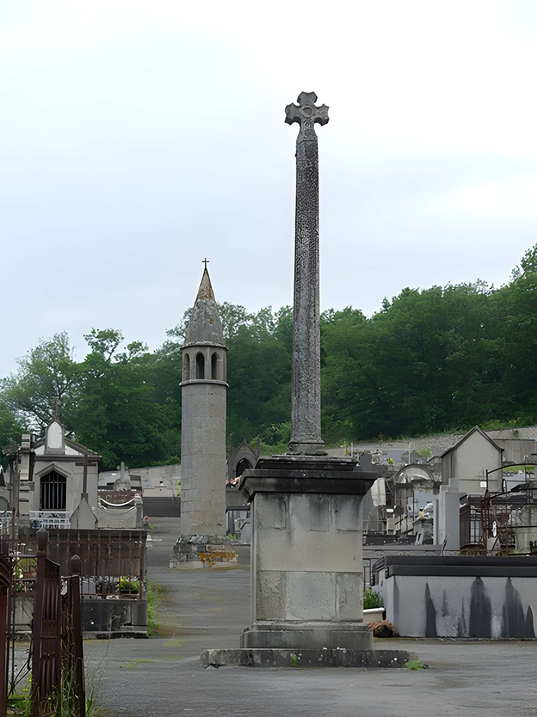 Lanterne des morts de Felletin