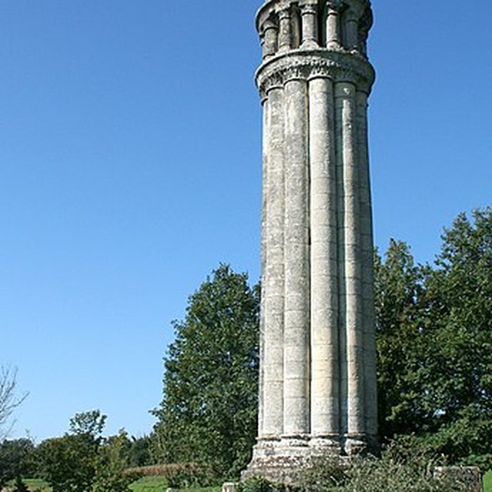 Photo de Lanterne des morts de Fenioux