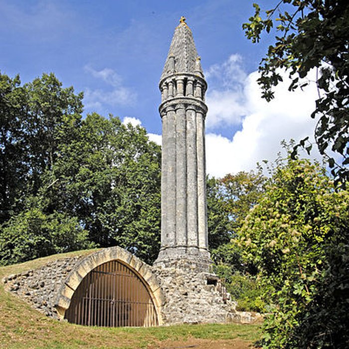 Photo de Lanterne des morts de Fenioux