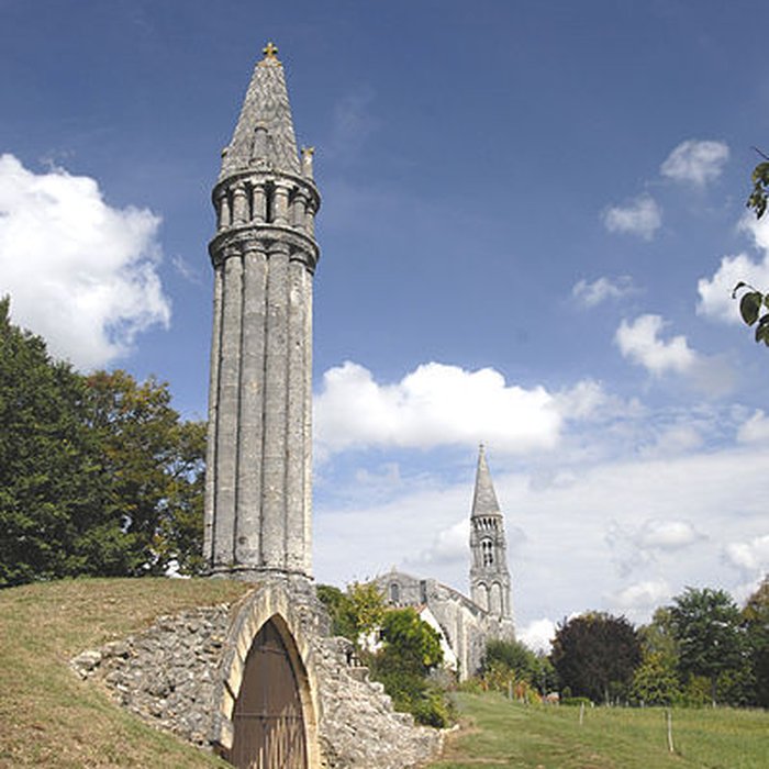 Photo de Lanterne des morts de Fenioux