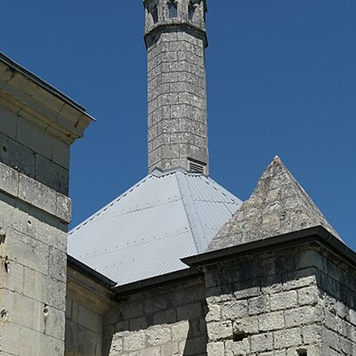 Photo de Lanterne des morts de Fontevraud-lAbbaye