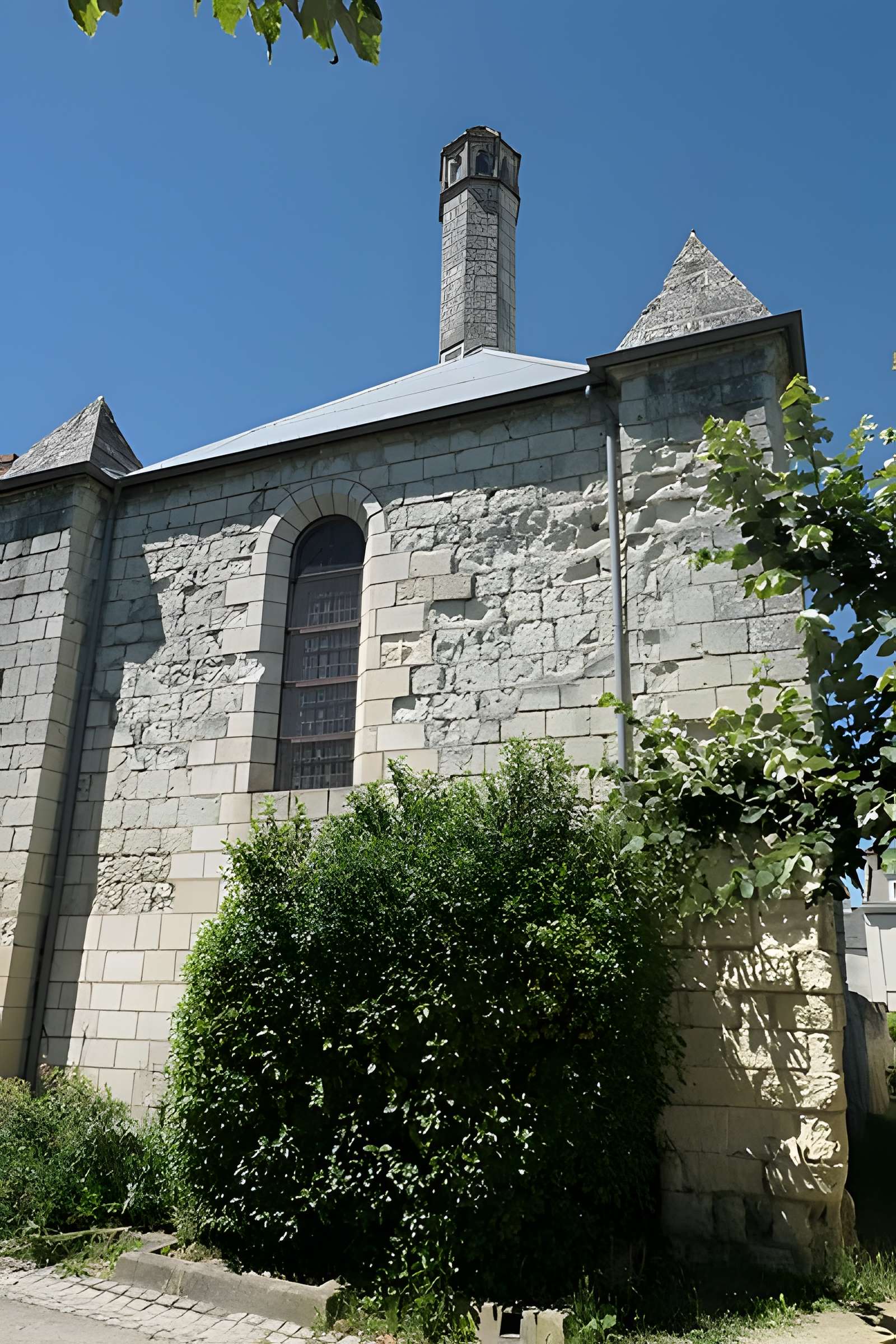 Lanterne des morts de Fontevraud-l'Abbaye