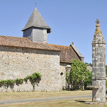 Lanterne des morts de Moussac