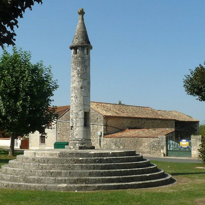 Photo de Lanterne des morts de Pranzac