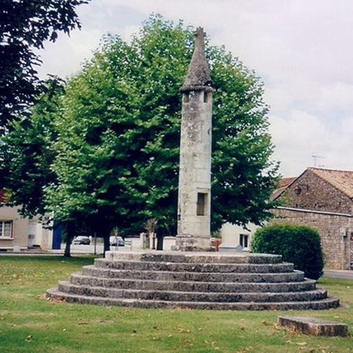 Photo de Lanterne des morts de Pranzac