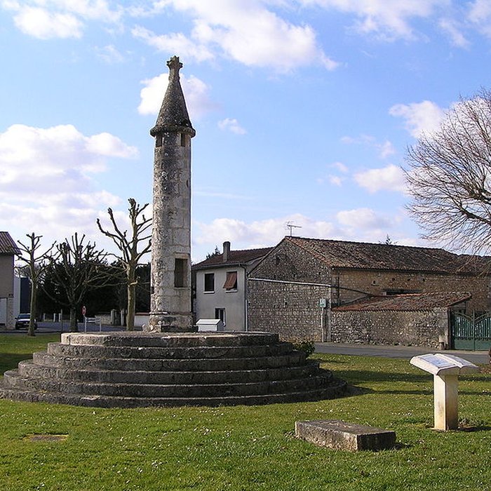 Photo de Lanterne des morts de Pranzac