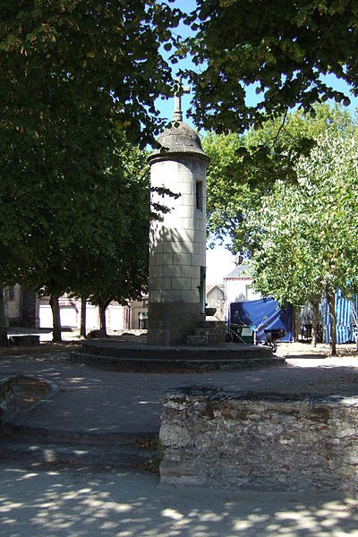 Photo de Lanterne des morts des Moutiers-en-Retz