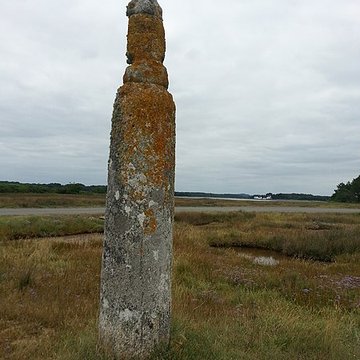 Lech de Men-er-Menah à Locoal-Mendon