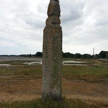 Lech de Men-er-Menah à Locoal-Mendon