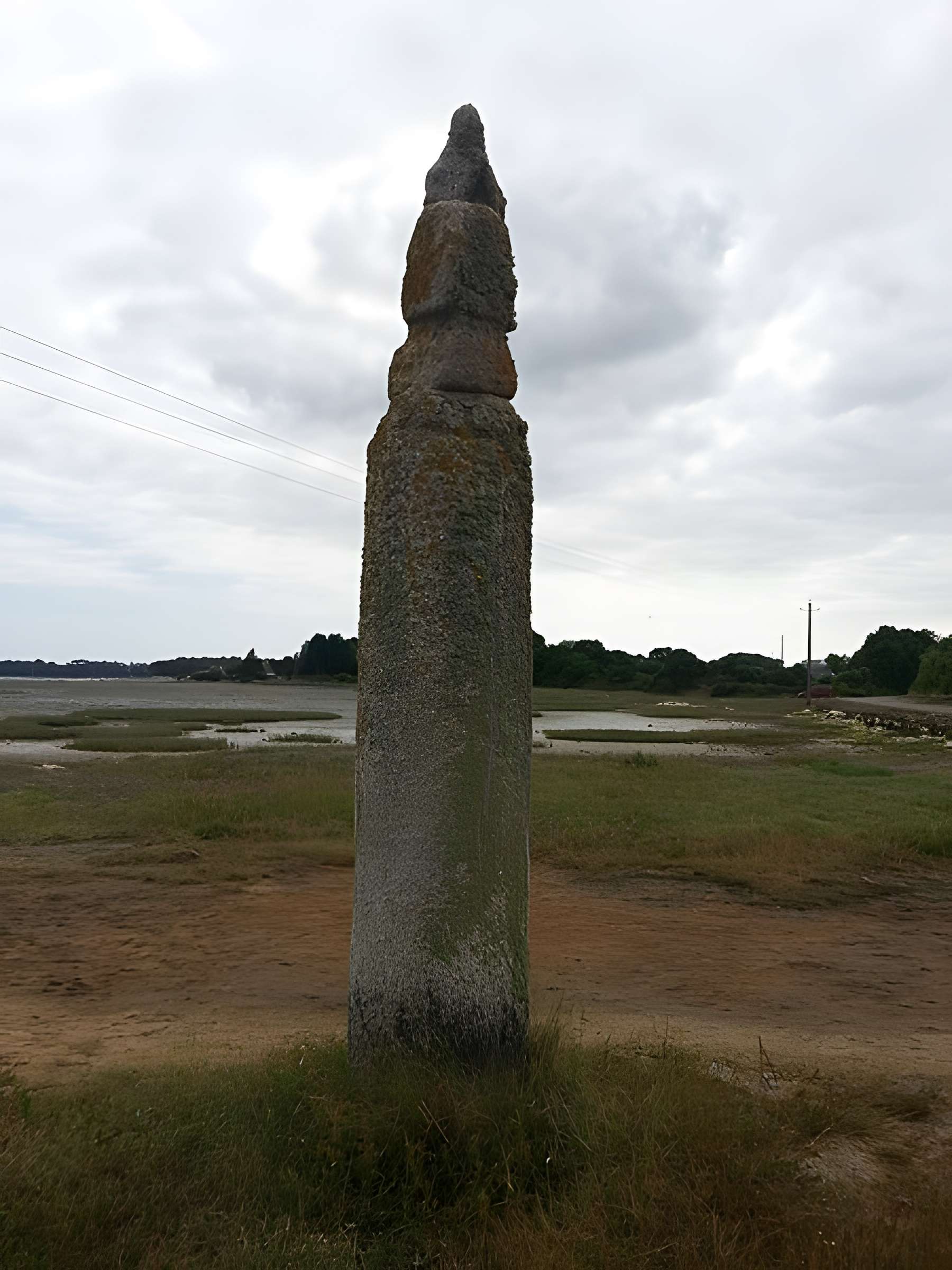 Lech de Men-er-Menah à Locoal-Mendon
