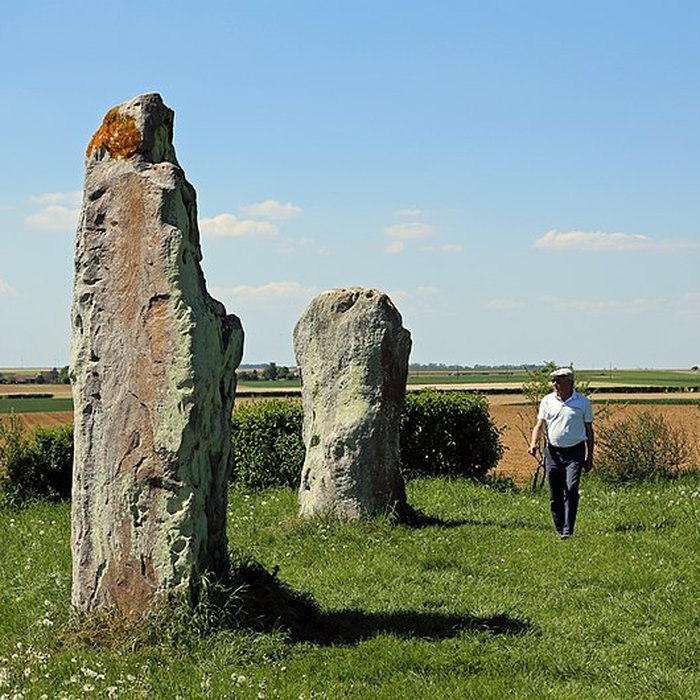 Photo de Les Pierres Jumelles de Mont-Saint-Eloi